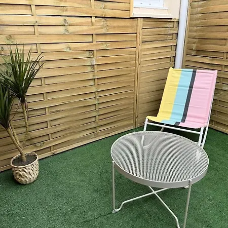 Pause Nature Terracotta Apartment Ennevelin